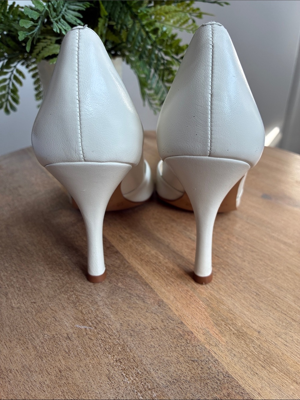 BCBGirls Elegant Ivory Pointed Toe Women's Heels - Picture 4 of 7